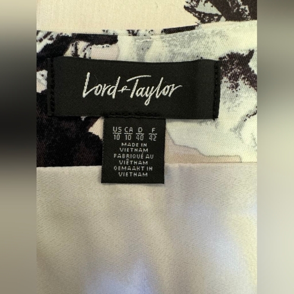 Lord & Taylor EUC Pencil Skirt Midi Floral Pink/White/Black Size 10 - Picture 9 of 10